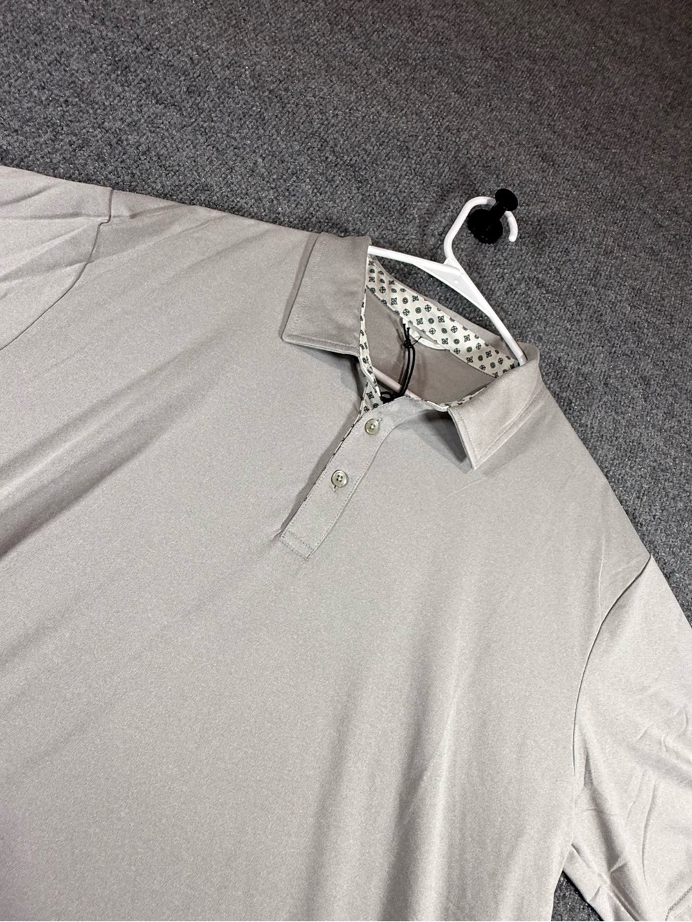 Men's Swannies Golf Short-Sleeve Polo in Light Gray NWOT